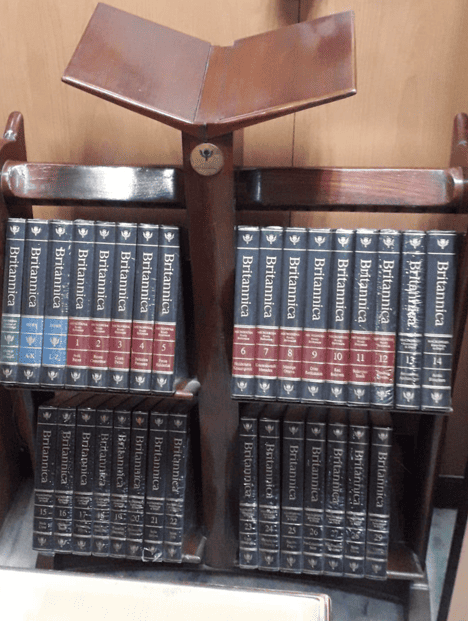 Encyclopedia Britannica (Latest) - 32 Vols. Complete Set